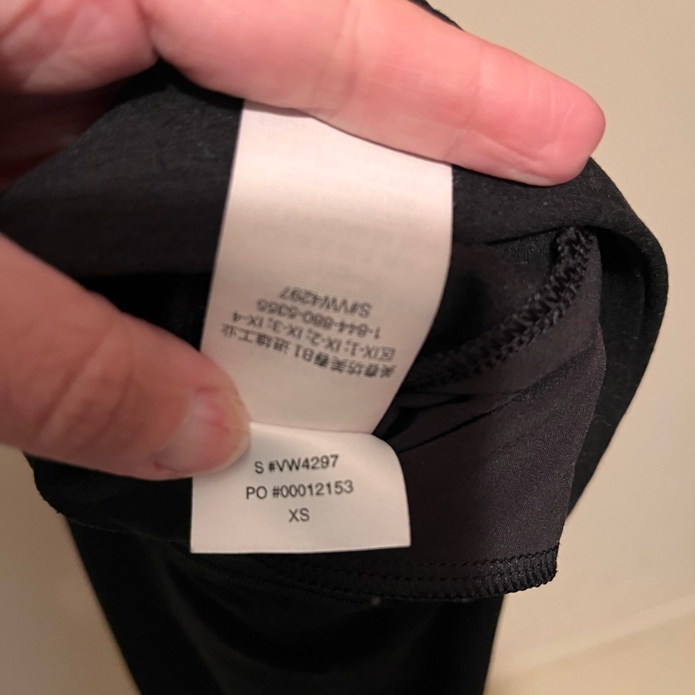 Vuori Black Elevation Ankle Trouser - Picture 4 of 5